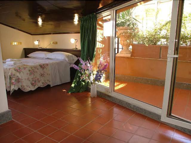 Okapi Hotel Rom